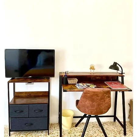 Close Enough * Πίζα